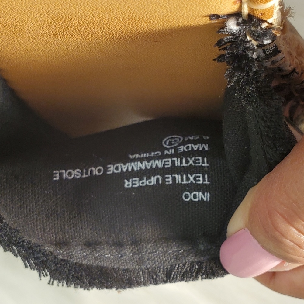NWOT POP COMFORT FIT INDO FLAT SLIDES SIZE 6.5M - Picture 7 of 8